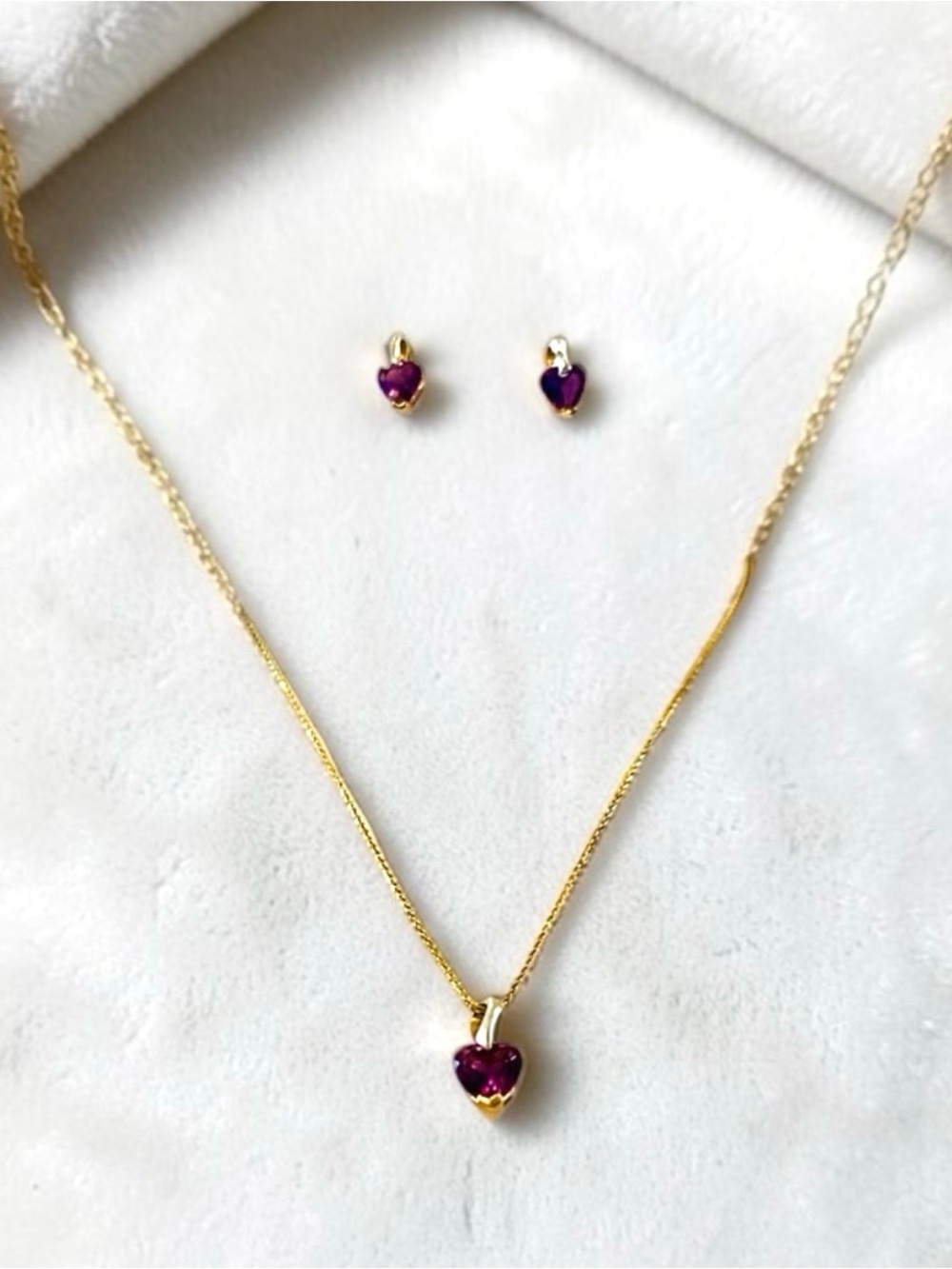 10kt Gold Amethyst Heart Pendant Necklace and Stud Earrings Set With Appraisal - Picture 3 of 7